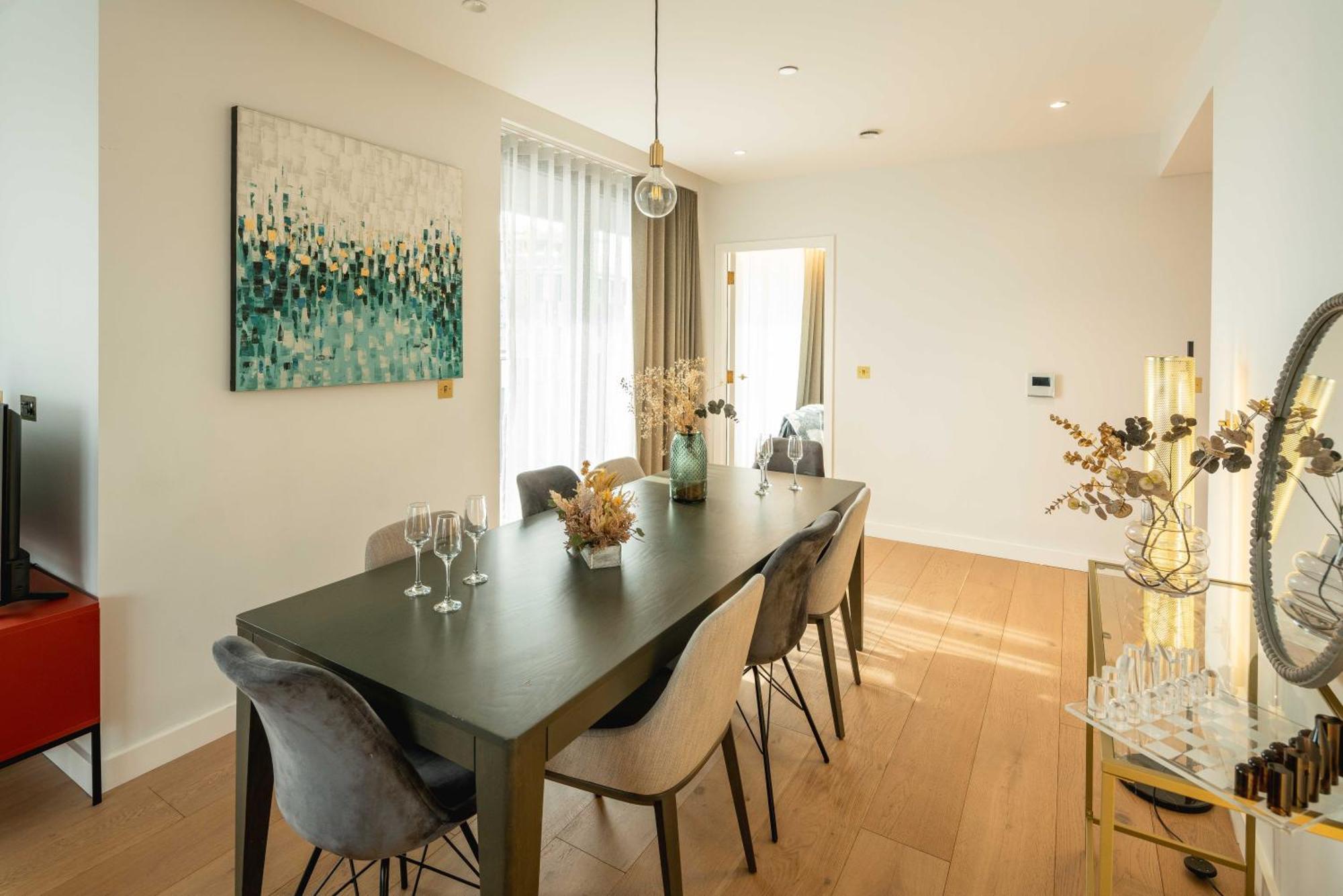 Sunrise View Luxury With Balcony And Elevator Appartamento Londra